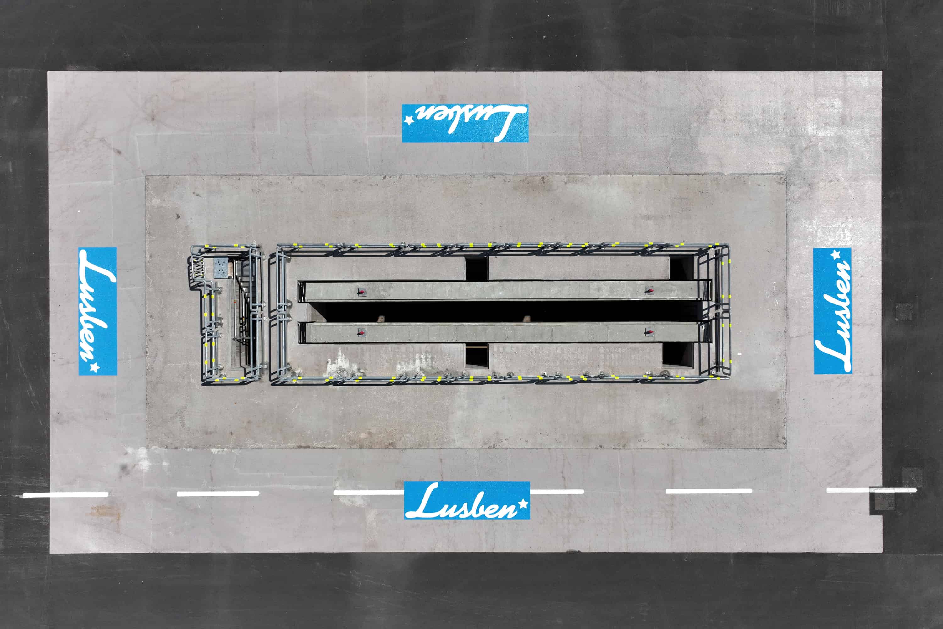 Lusben-shipyards-livorno-02-full-keel-pit
