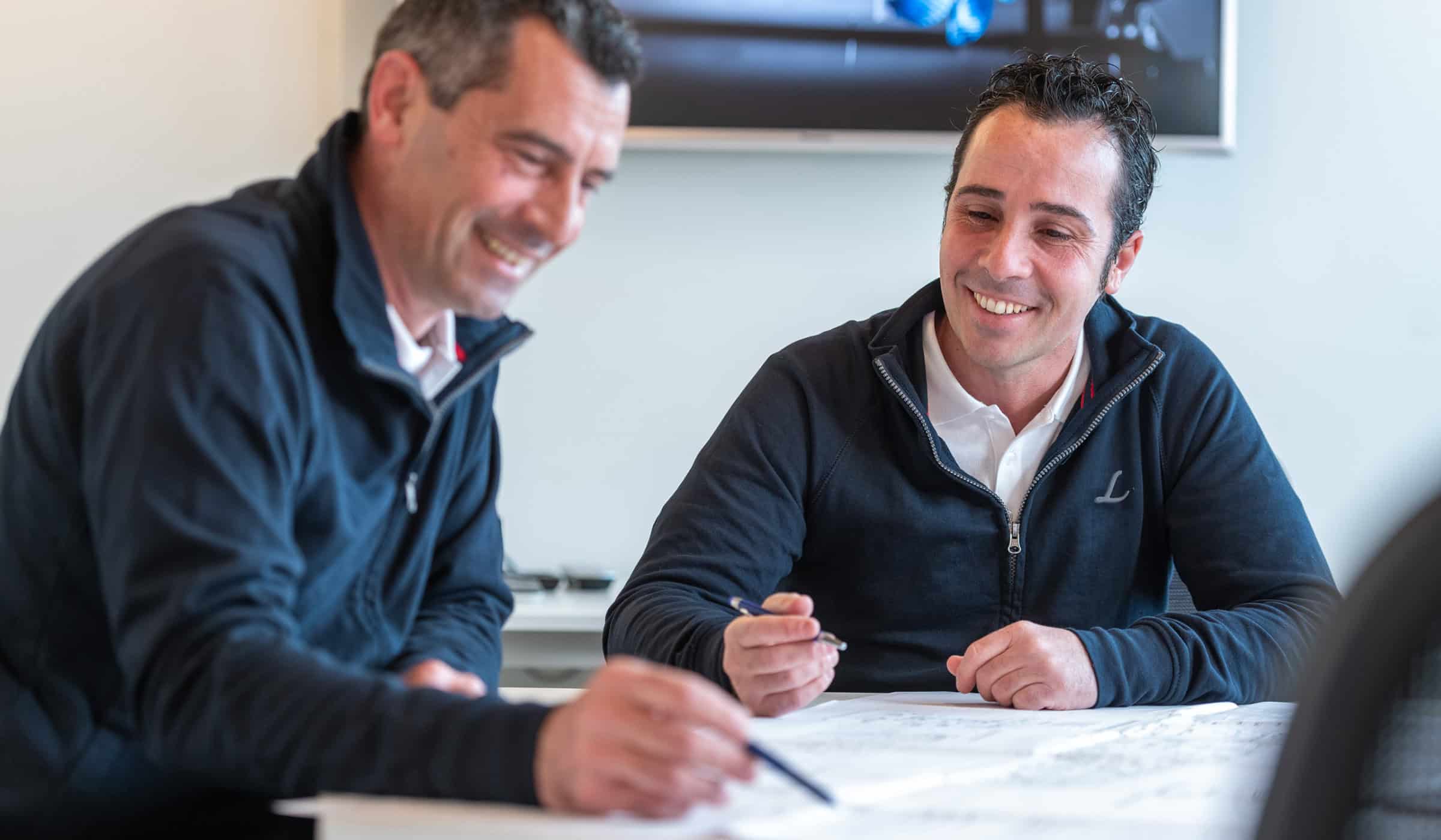 senior project manager 2400×1400